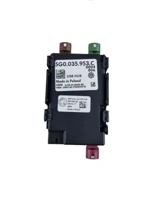 Skoda Superb B8 (3V) USB control unit 5G0035953C 3V0035251