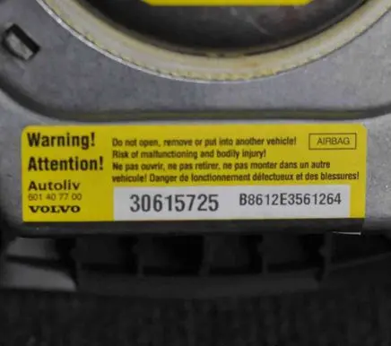 Volvo V50 Steering wheel airbag 30615725