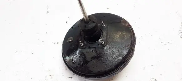 Volkswagen Golf IV Brake booster