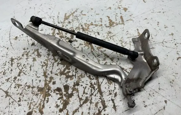 Volvo XC70 Engine bonnet/hood hinges 31250186