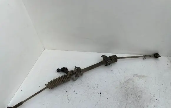 Toyota Corolla E90 Steering rack