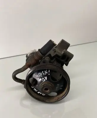 Opel Insignia A Power steering pump