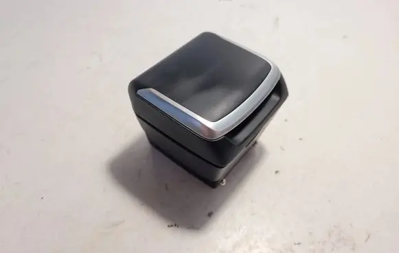 BMW 7 G11 G12 Ashtray (front) 