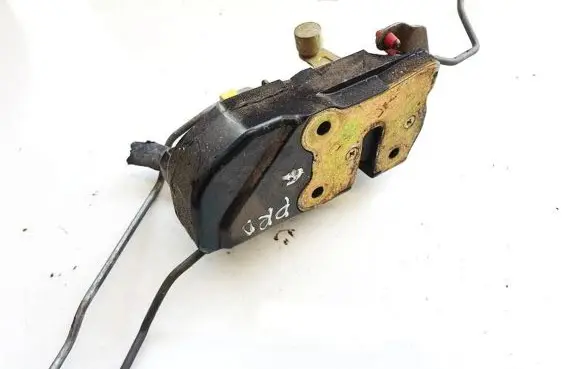 Chrysler Voyager Front door lock