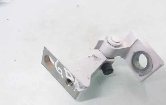 Skoda Fabia Mk3 (NJ) Rear door upper hinge 8K0831402P