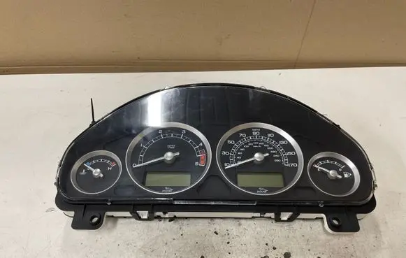 Speedometer (instrument cluster)