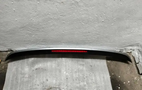 Audi Q7 4L Tailgate/trunk spoiler 4L0827933