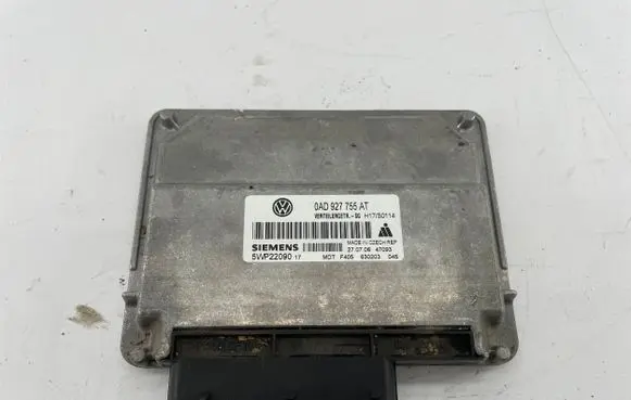 Volkswagen Touareg I Gearbox control unit/module 0AD927755AT H17S0114 5WP22090