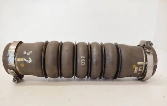 Citroen C5 Intercooler hose/pipe 9803400180