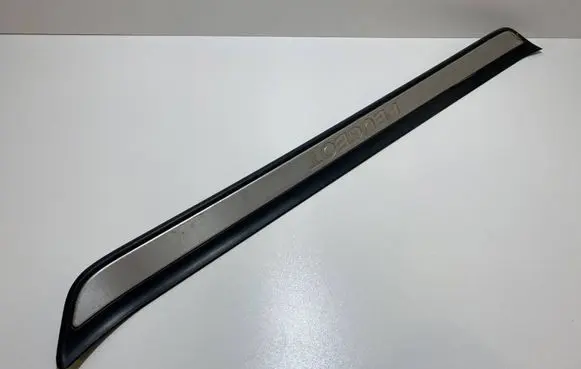 Peugeot 607 Front sill trim cover 223914