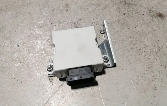 Toyota Corolla Verso E121 Window wiper relay 150696