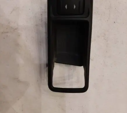 Ford Focus Rear door window switch trim 3m51226a36