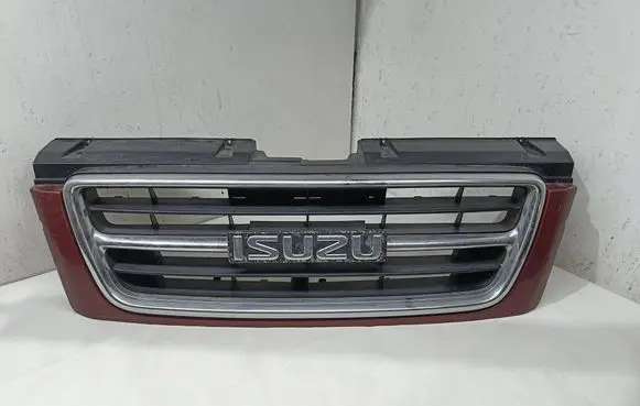 Isuzu Trooper Front bumper upper radiator grill 