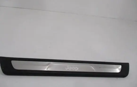 Jeep Grand Cherokee Front sill trim cover 1NC81DX9AB 101037030BLR