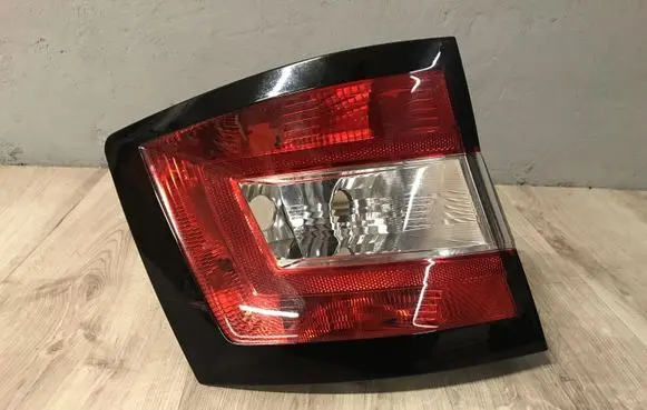 Skoda Fabia Mk3 (NJ) Rear/tail lights 6V9945095