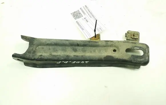 Mercedes-Benz S W222 Other front suspension part A2226262031