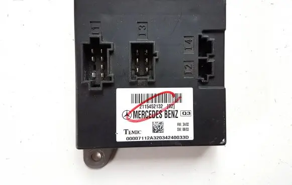 Mercedes-Benz E W211 Comfort/convenience module 2115452132