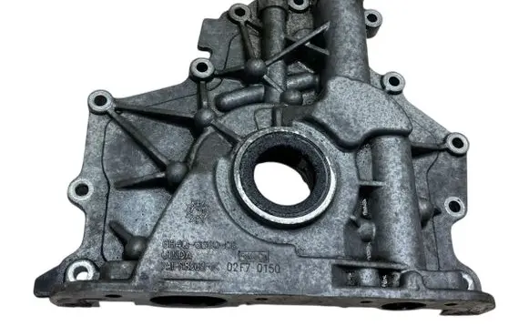 Land Rover Range Rover Sport L320 Oil pump 6H4Q6600DB 02F70150