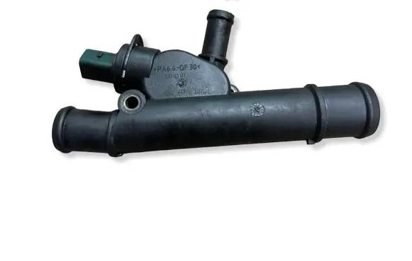 Volkswagen Golf IV Engine coolant pipe/hose 038121133