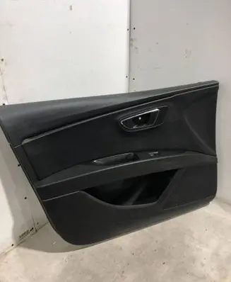 Seat Leon (5F) Front door card panel trim 5F4867131