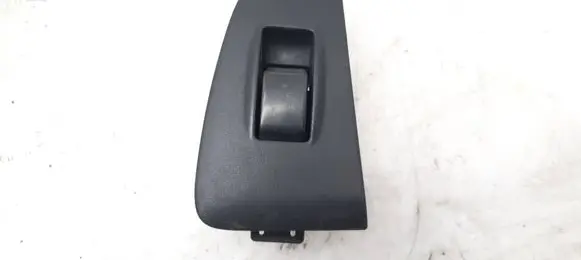 Toyota Avensis T250 Electric window control switch 7423105140