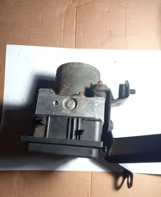 Toyota Avensis T250 ABS Pump 476L4030105085