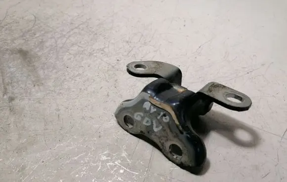 Toyota Avensis T270 Rear door upper hinge