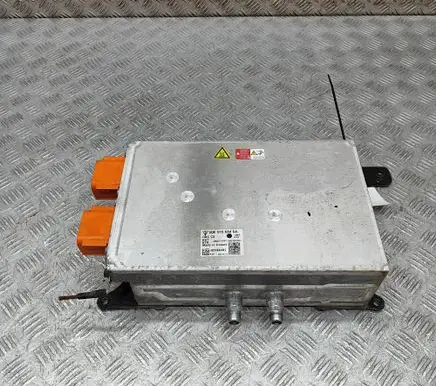 Audi E-tron GT Voltage converter inverter 5QE915684DA