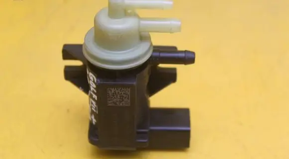 Volkswagen Golf VII Turbo solenoid valve 04L131051F 1K0906627B
