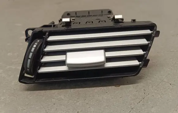 Mercedes-Benz E W212 Dashboard side air vent grill/cover trim A2128300254 06822001