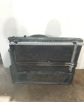 BMW 7 E65 E66 Radiator support slam panel 7795383 DS69209