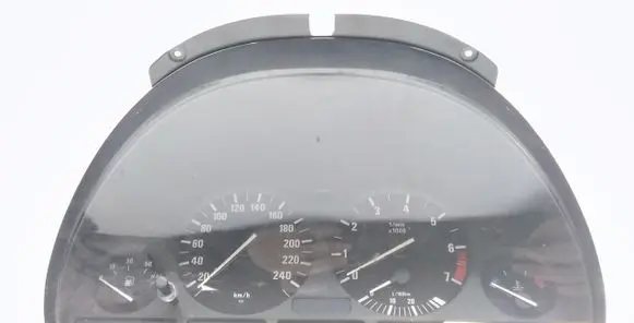 BMW 5 E39 Speedometer (instrument cluster) 8381195 62118381195 110008735051