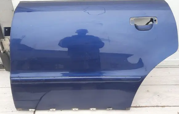 Audi A4 S4 B5 8D Rear door