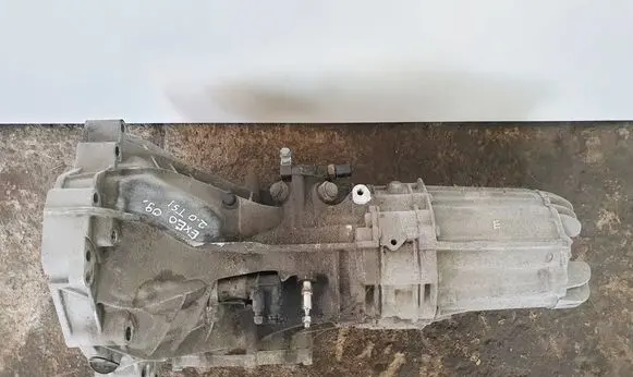 Manual 6 speed gearbox