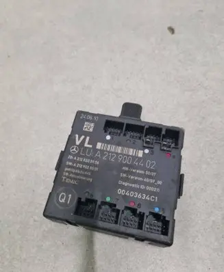 Mercedes-Benz C W204 Door control unit/module A2129004402 A2128203926 A2129028001