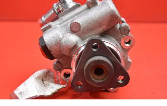 Skoda Superb B5 (3U) Power steering pump