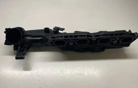 BMW 6 F12 F13 Intake manifold 7555663