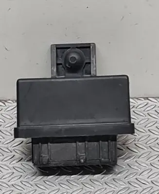 Peugeot 308 Fuel injection pump control unit/module 240107