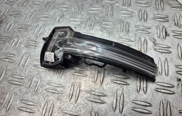 Mercedes-Benz A W177 Mirror indicator light A0999061802 22464010