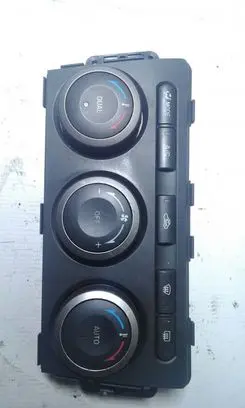 Mazda 6 Climate control unit GAP361190A