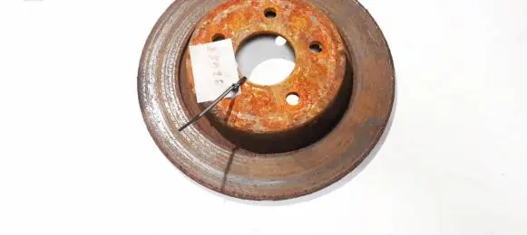Volvo V50 Rear brake disc neventiliuojamas