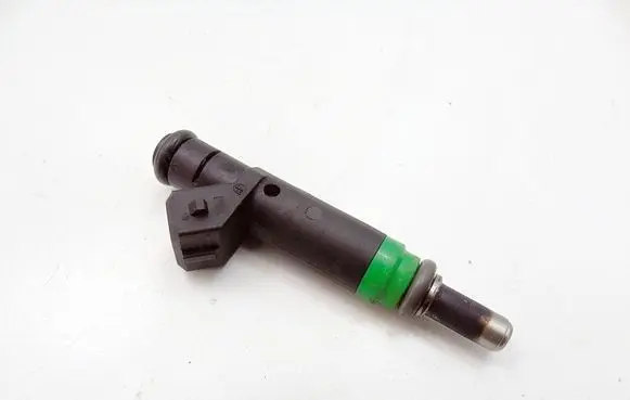 BMW 6 E63 E64 Fuel injector 7525721
