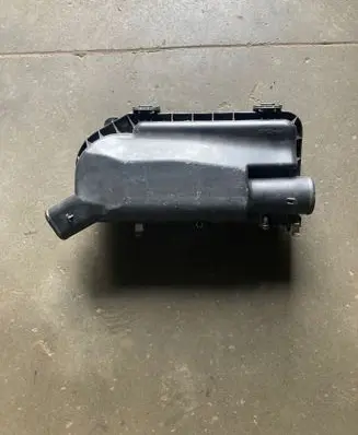 Suzuki Ignis Air filter box 1370081PA0 81PA01 014900569