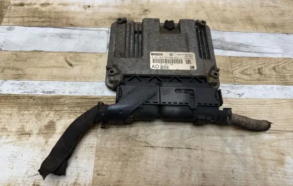 Opel Vectra C Engine control unit/module 0281012534 55197150 1039S13480