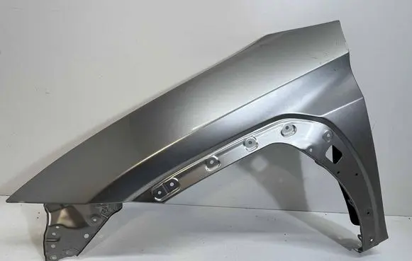 Lexus UX Fender 