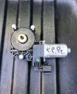 Land Rover Evoque I Front door window regulator motor 918956 121114 918956102