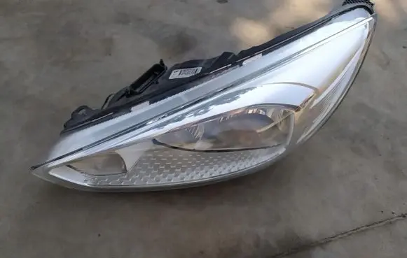 Ford Focus Headlight/headlamp F1EB-13W030-AC