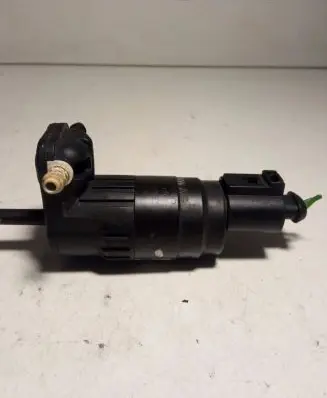 Volkswagen Golf V Windscreen/windshield washer pump 1K6955651 006296 20703706