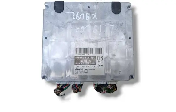 Lexus IS 200-300 Engine control unit/module ECU 175300-4331 89661-53200