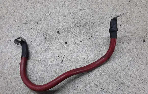 Alfa Romeo 159 Positive cable (battery)